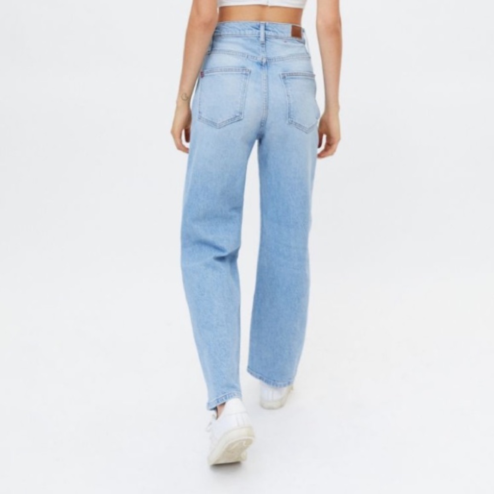 urban outfitters BDG high waisted cowboy jeans pale blue